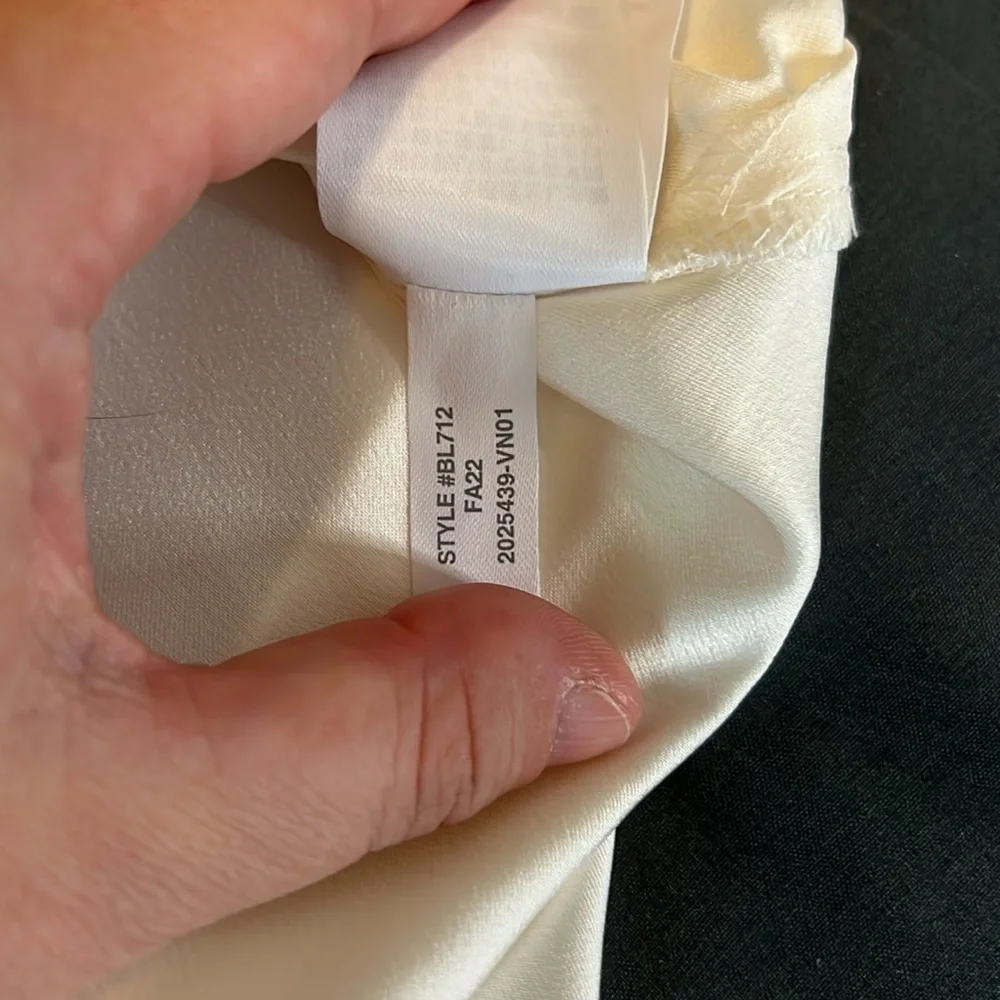 JCrew Puff Sleeve Satin Back Crepe Blouse Ivory Size Small Tall NWT